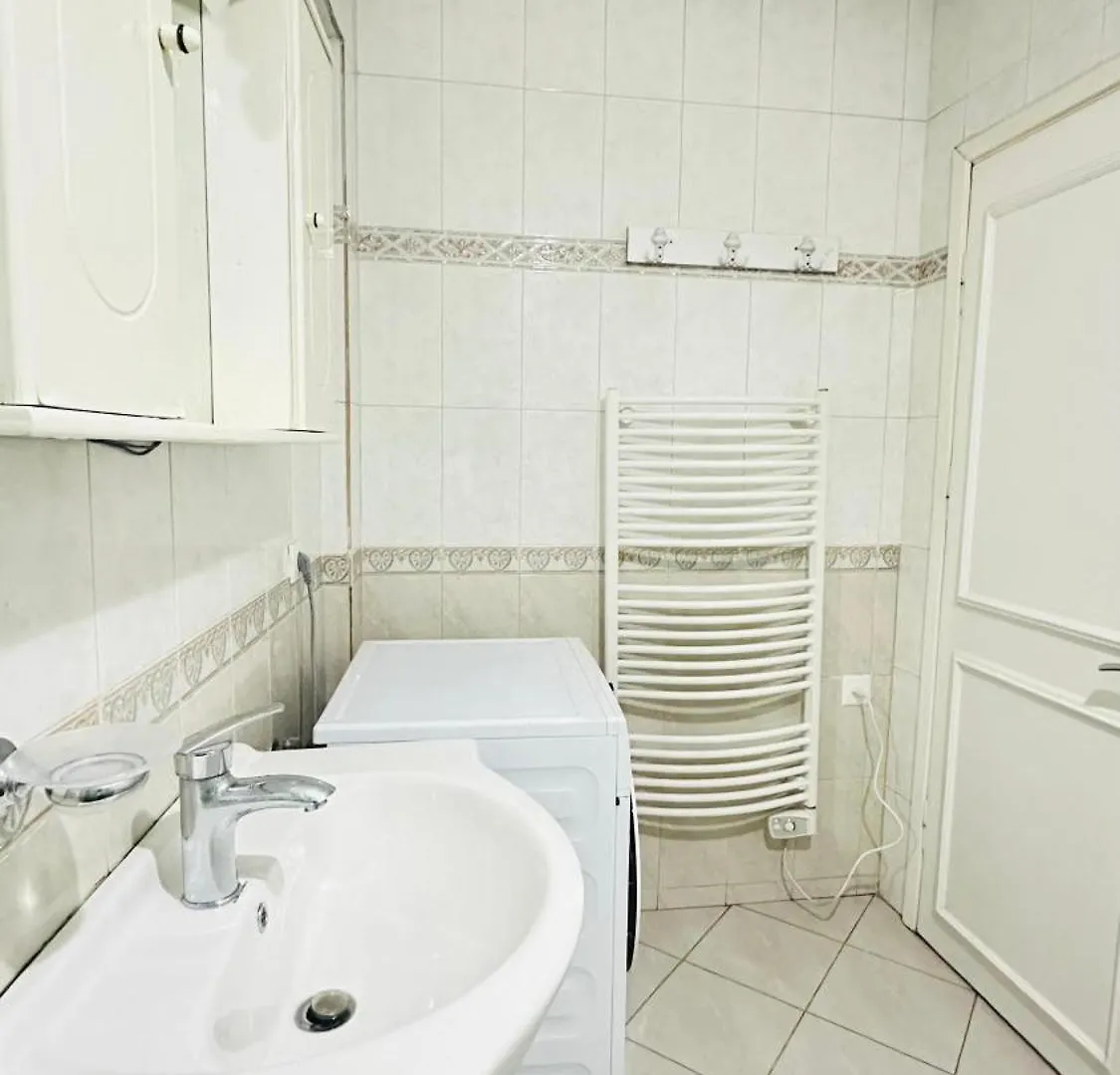 Appartamento Cozy Loft For Groups 24,7Selfcheckin Tirana 0*,